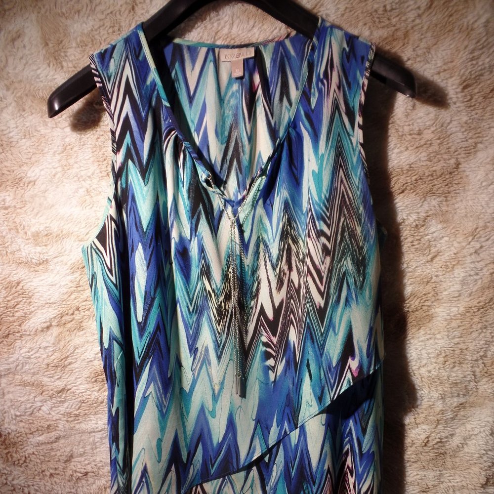 Roz & Ali blue and turquoise layered chevron print top 1X